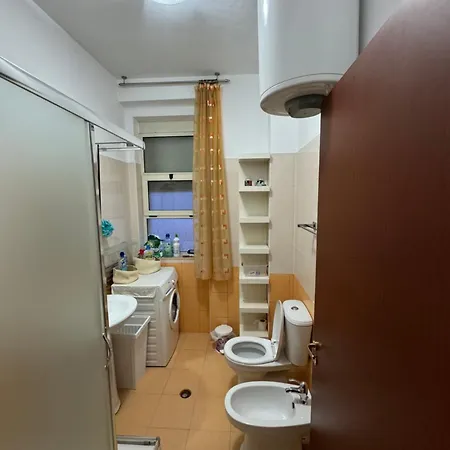 Apartment 3 Bedrooms Shkoder